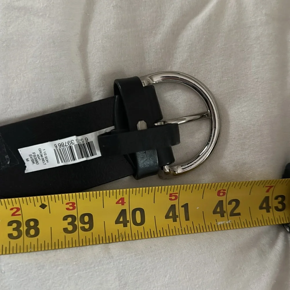 Coach Black Belt with Silver Accents - Picture 5 of 7